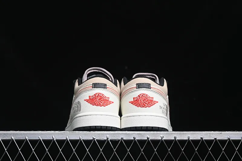 All Categories Air Jordan Jordan Series Basketball Shoes Air Jordan 1 Low Air Jordan 1 Low AJ1 Joe 1 North Face Collaboration-Law Brown High-end Customized Low-top Retro Basketball Shoes DC2024-033